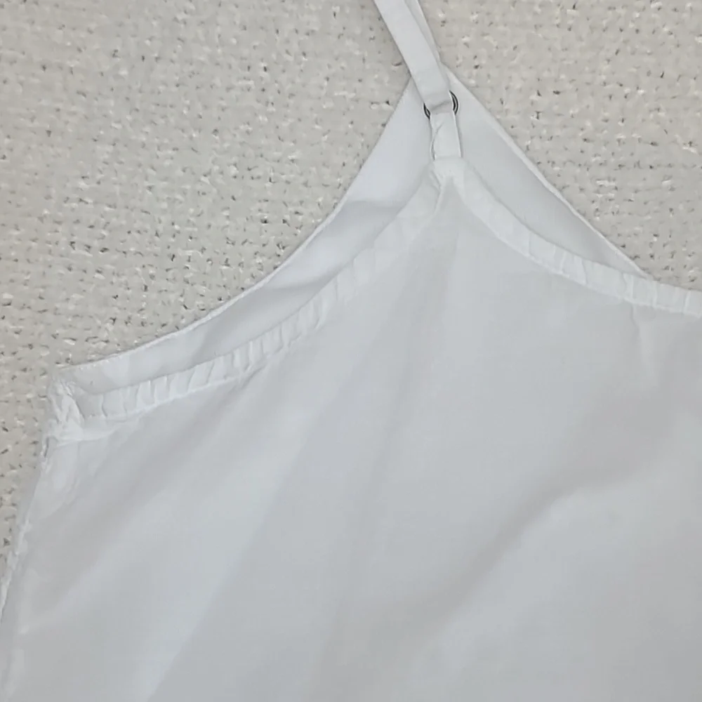 Japna Eyelet Lace Button Front V Neck Scalloped Hem Blouse/Tank Top in White